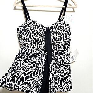 A Shore Fit! NWT Swim Tankini Top Plus Size 20W‎
